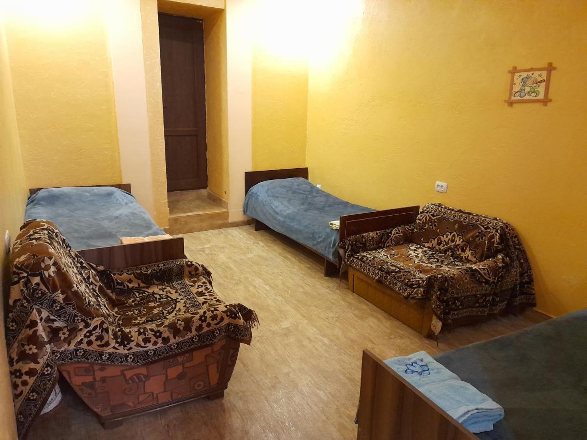 Guest House In Center 예레반 외부 사진